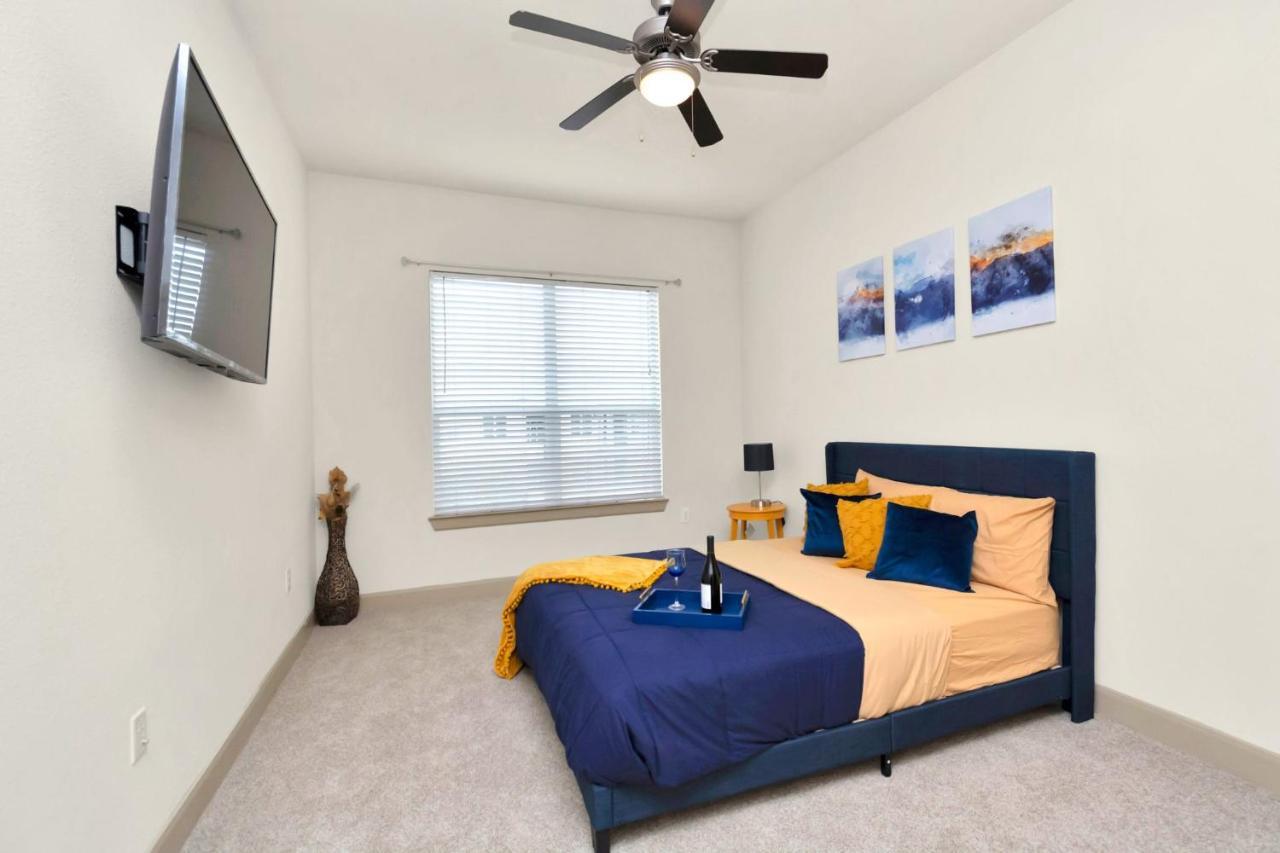 Welcome To The Suite Spot Luxury 1Bedroom Mid-Rise In Suger Land Houston Luaran gambar