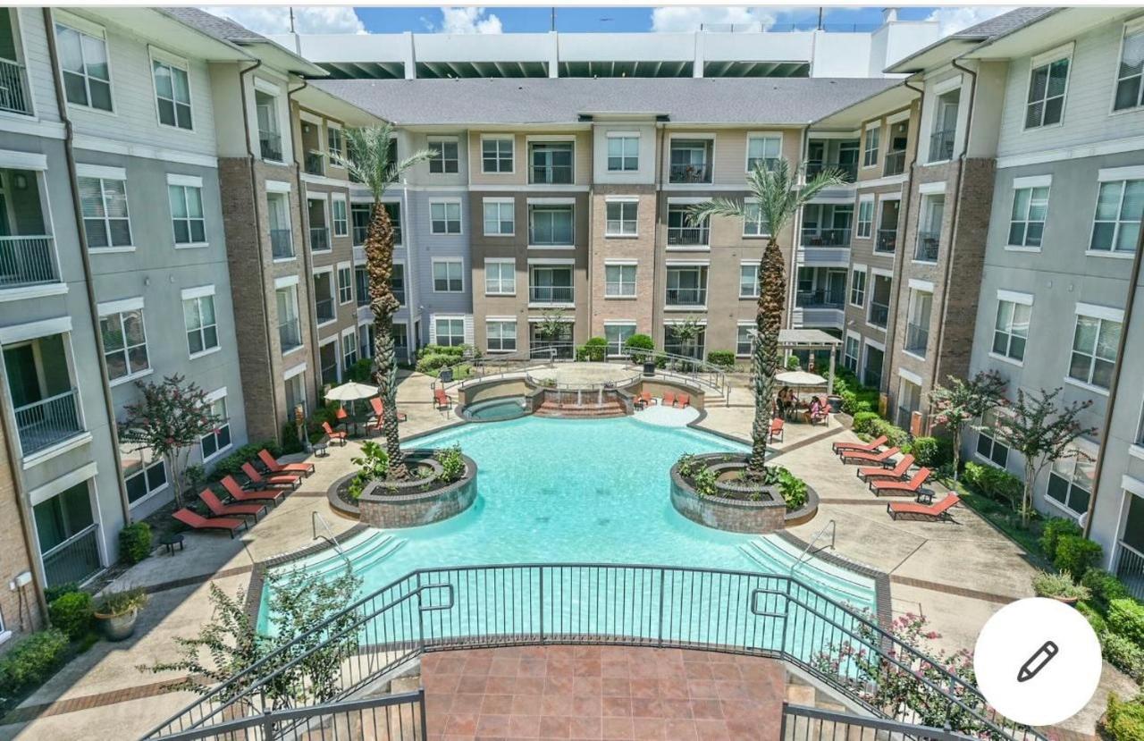 Welcome To The Suite Spot Luxury 1Bedroom Mid-Rise In Suger Land Houston Luaran gambar