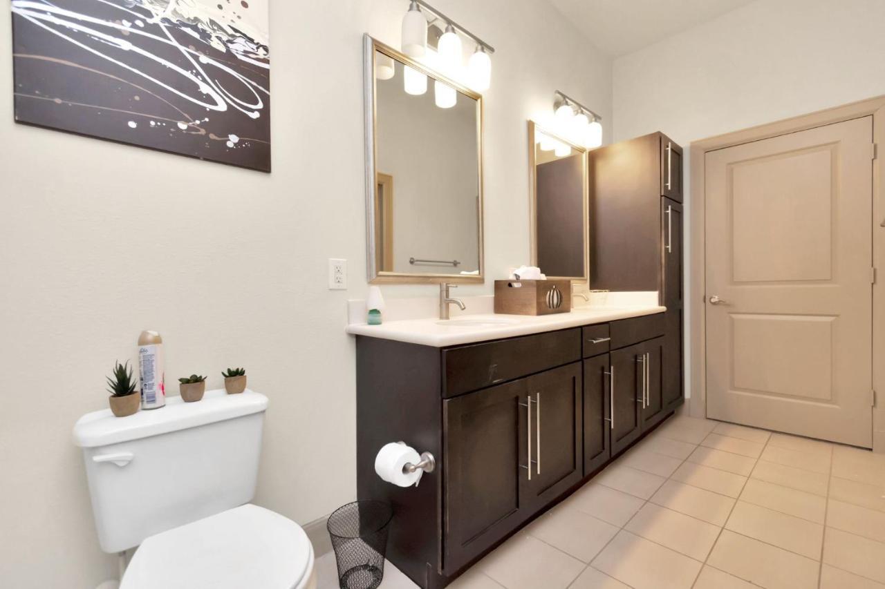 Welcome To The Suite Spot Luxury 1Bedroom Mid-Rise In Suger Land Houston Luaran gambar